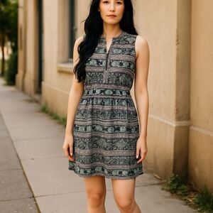 Nitrogen Sleeveless Black and White Patterned Dress